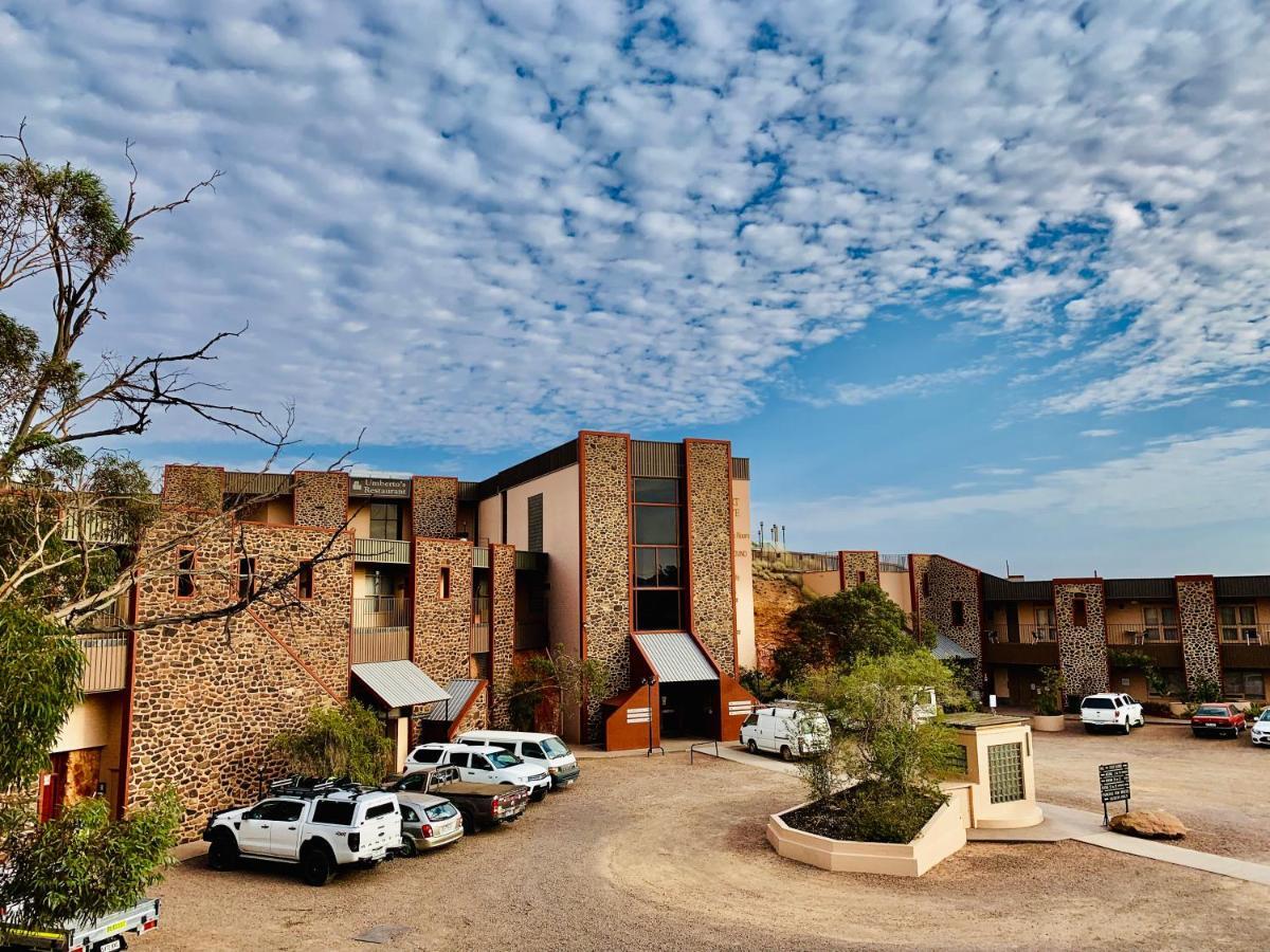 Desert Cave Hotel Coober Pedy Exterior foto